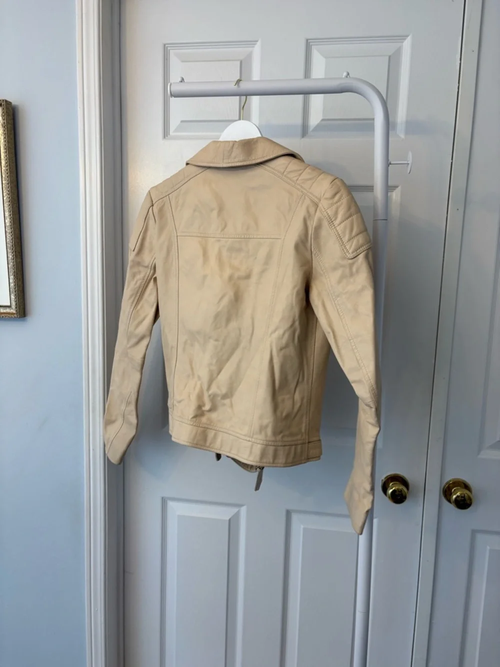 Uterque Cream Sheep Leather Jacket Blue Lining With Gold Hardware Size Small - Picture 5 of 16